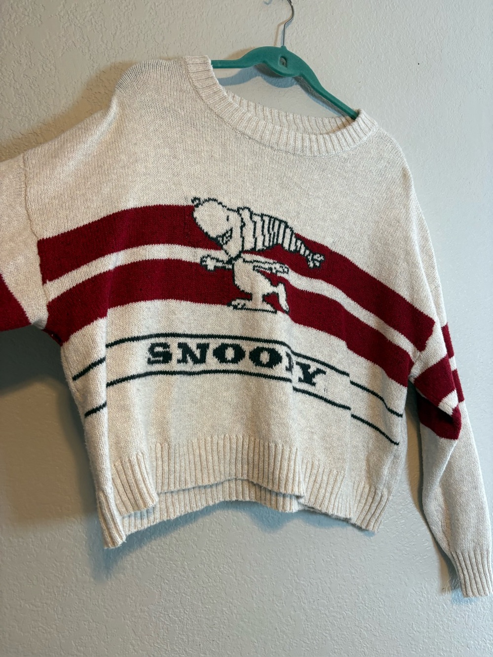 AE x Peanuts Snoopy Crew Neck
Sweater XL Holiday Christmas - Picture 3 of 13